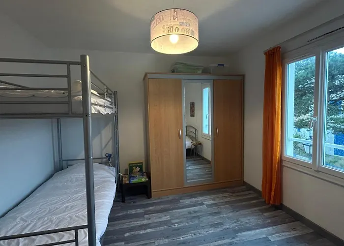 Gu030-005 3 Pieces - 5 Couchages